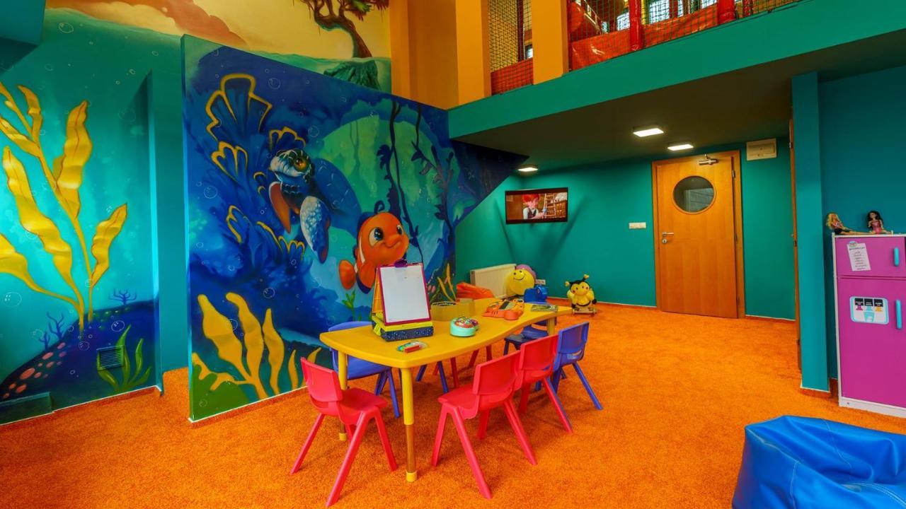 Hotel Aquacity Seasons Poprad Exterior foto