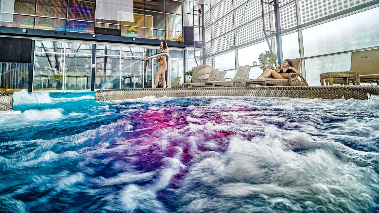 Hotel Aquacity Seasons Poprad Exterior foto